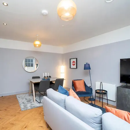 Pass The Keys Stunning 2 Bed Retreat In The Heart Of Bath Apartment Exterior photo