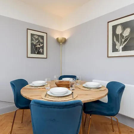 Appartement Pass The Keys Stunning 2 Bed Retreat In The Heart Of Bath Extérieur photo