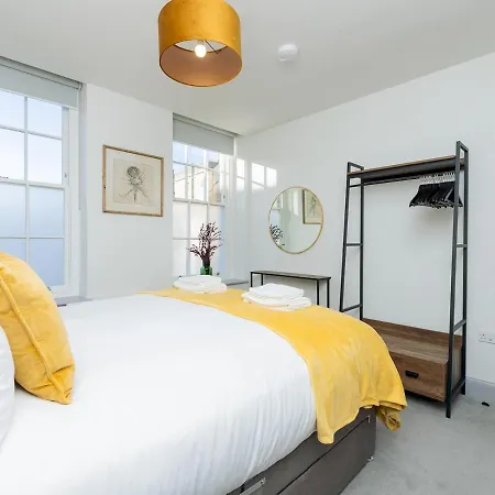 Appartement Pass The Keys Stunning 2 Bed Retreat In The Heart Of Bath Extérieur photo