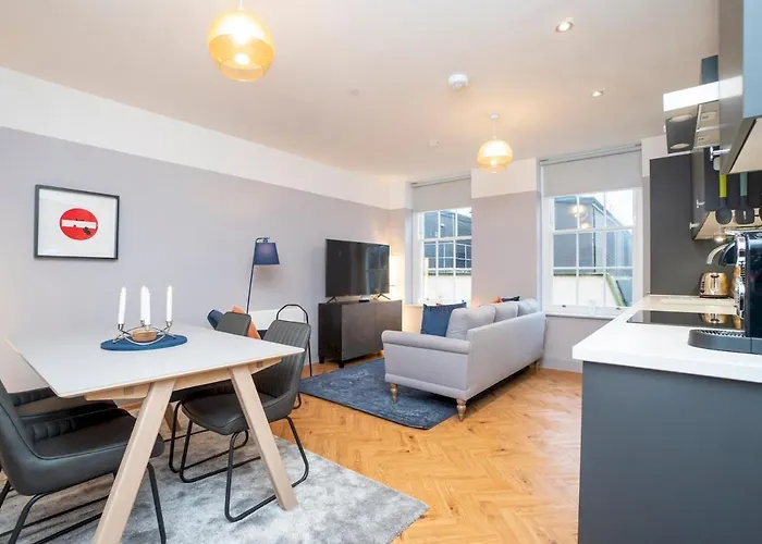 Pass The Keys Stunning 2 Bed Retreat In The Heart Of Bath