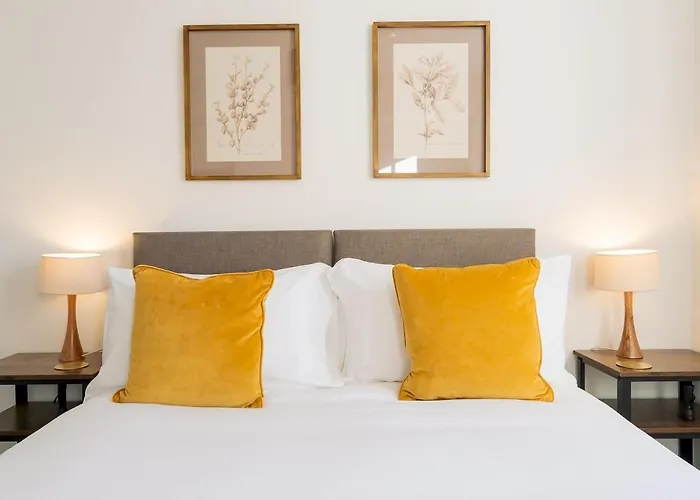 Pass The Keys Stunning 2 Bed Retreat In The Heart Of Bath
