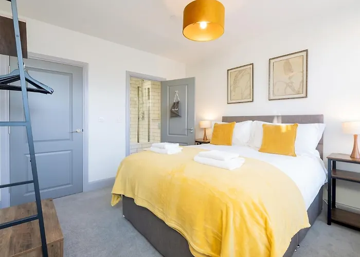 Pass The Keys Stunning 2 Bed Retreat In The Heart Of Bath