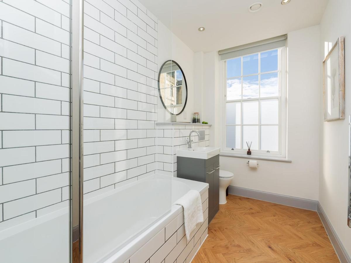 Pass The Keys Stunning 2 Bed Retreat In The Heart Of Apartment