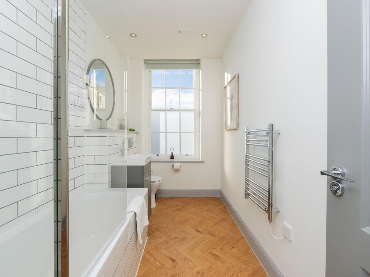 Pass The Keys Stunning 2 Bed Retreat In The Heart Of *