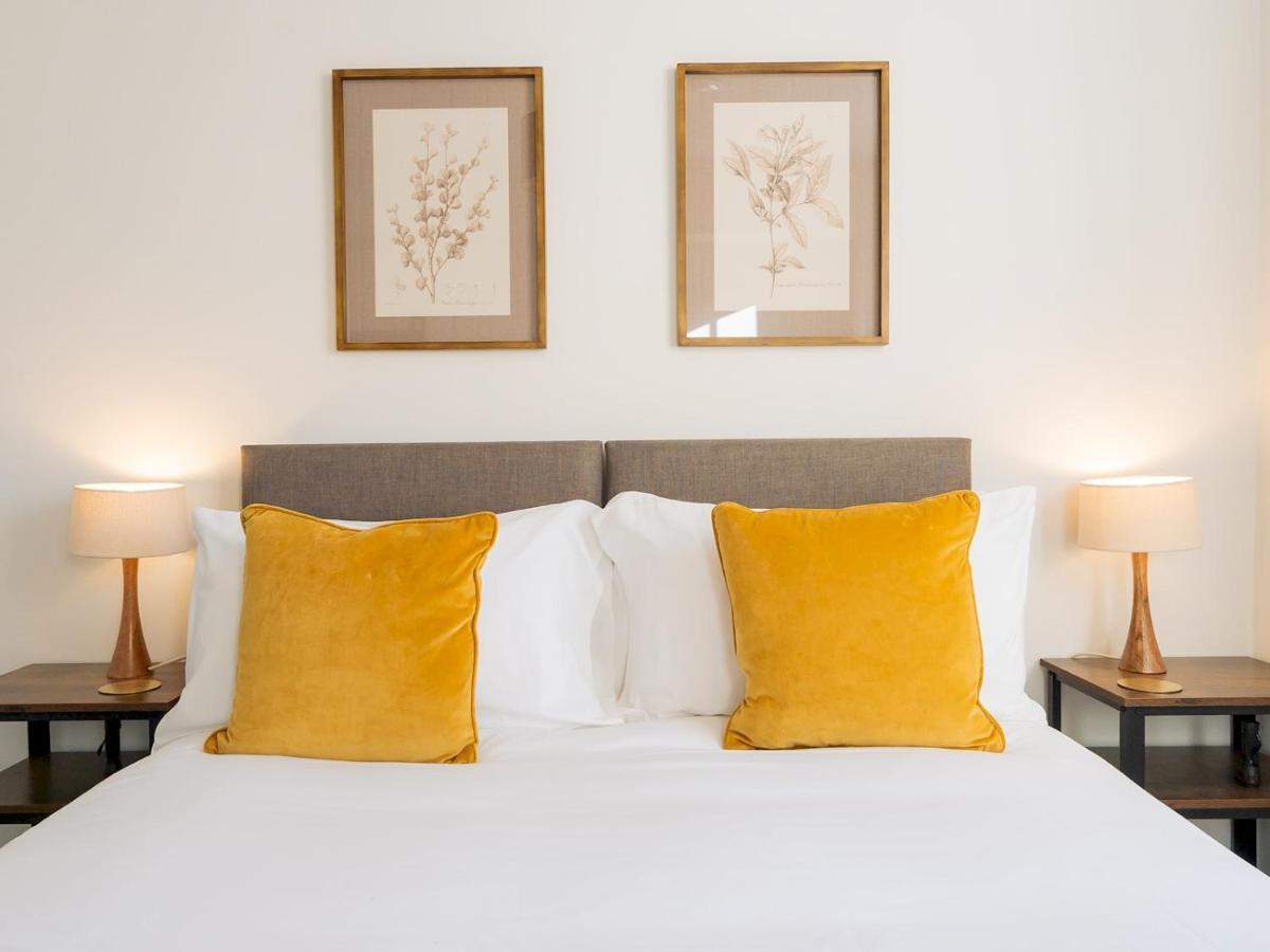 Pass The Keys Stunning 2 Bed Retreat In The Heart Of Bath